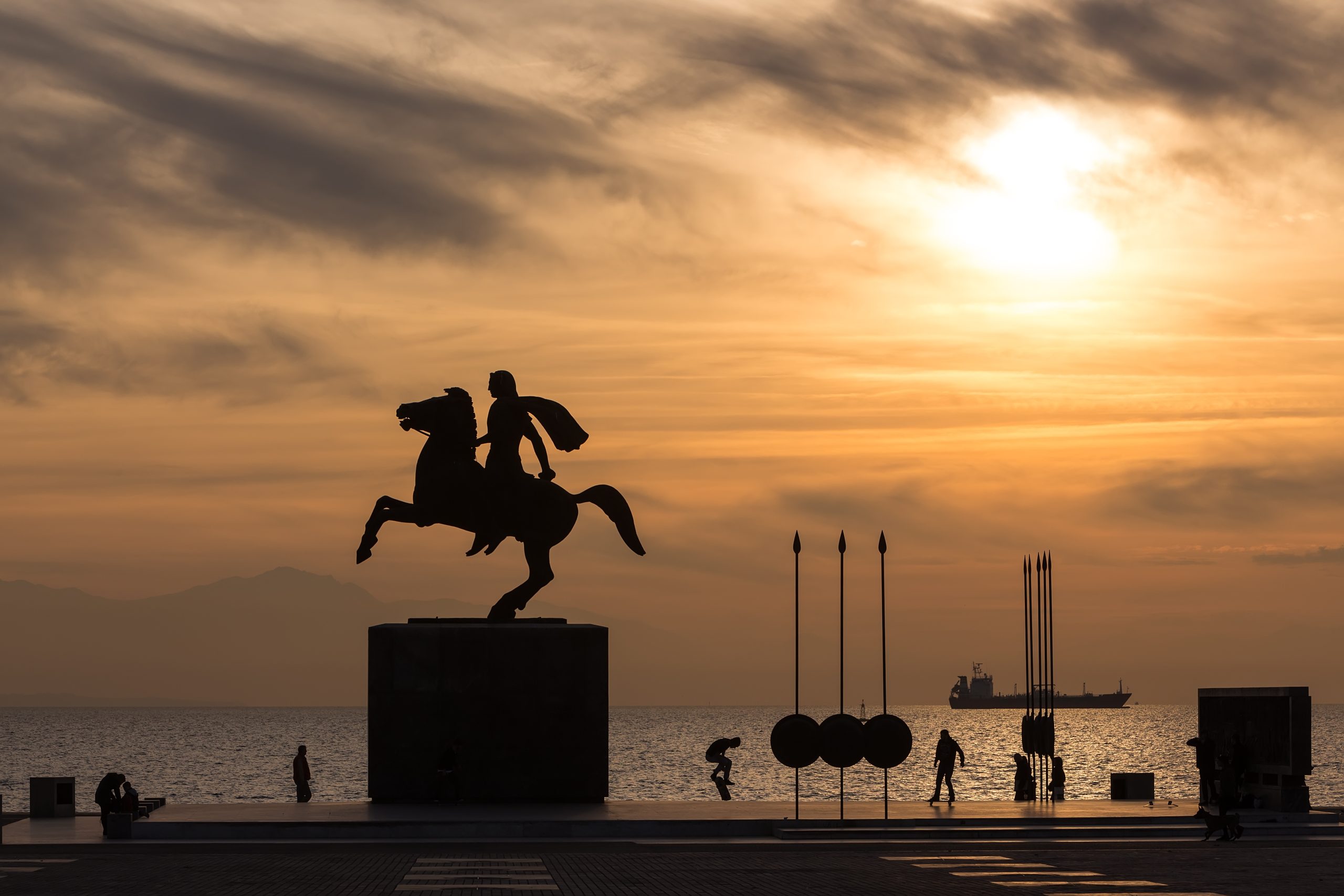 Salonicco. La grande statua equestre di Alessandro Magno