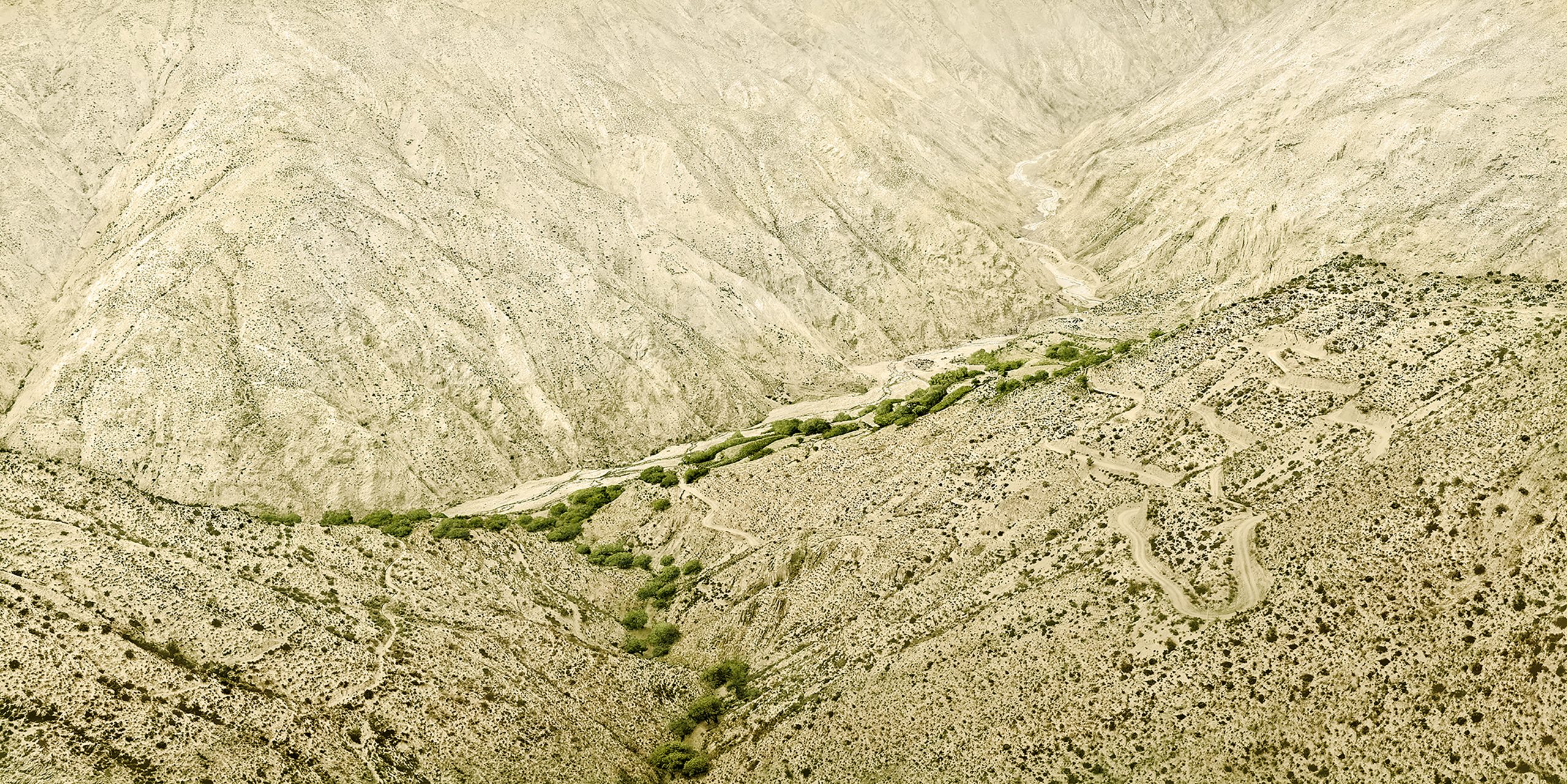 ©Irene Kung. Landscape Yunnan 2 / The road to self-awareness, 2021 D-print on rag paper Edition of 8 200 x 100 cm