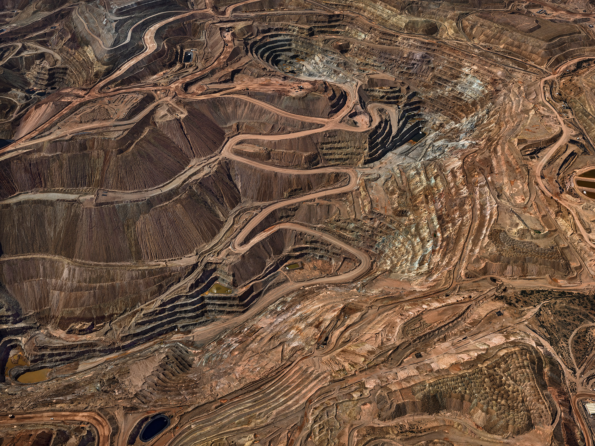 Tyone Mine #3, Silver City, New Mexico, USA, 2012. Morenci Mine #2, Clifton, Arizona, USA,2012.©Edward Burtynsky