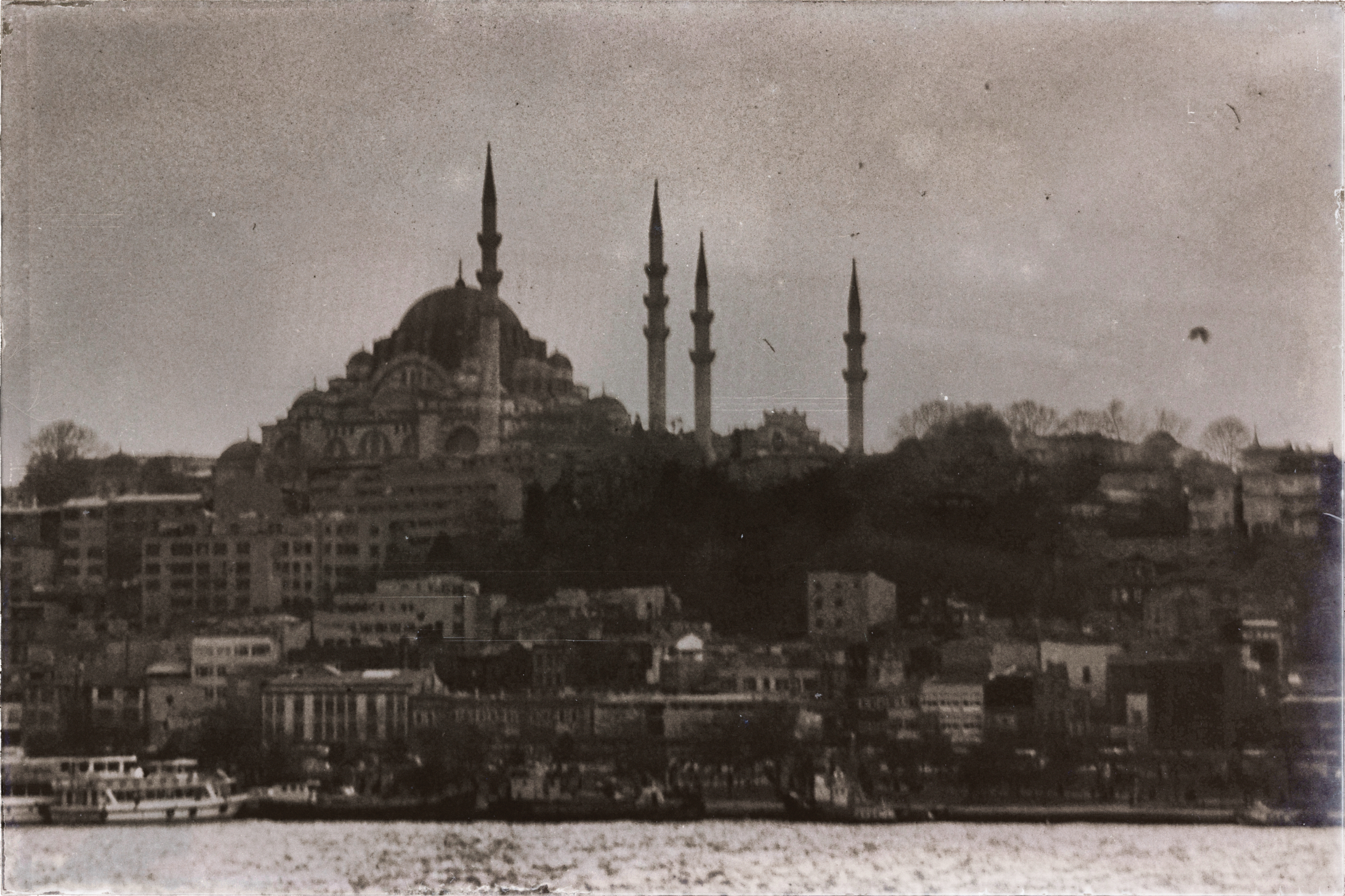 Timeless Istanbul. Moschea di Santa Sofia vista dal traghetto. Luigi Cipriano ©